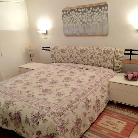Ip Villa